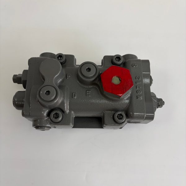 Hitachi Genuine Main Pump Regulator – 9207292 / YB60000398 for ZX330-3 / ZX330-5A Excavators