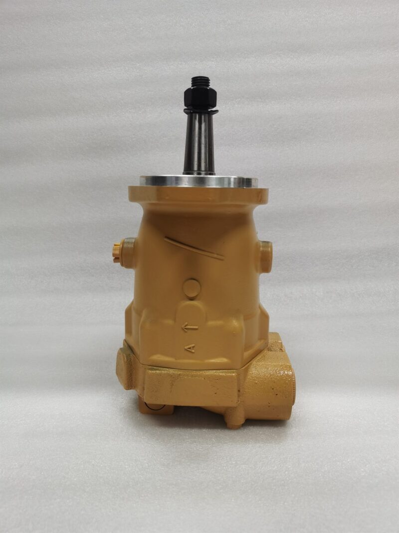 129-2413 piston motor for CAT 980G 824G and 825G machines, additional bench view showing ports and mounting face