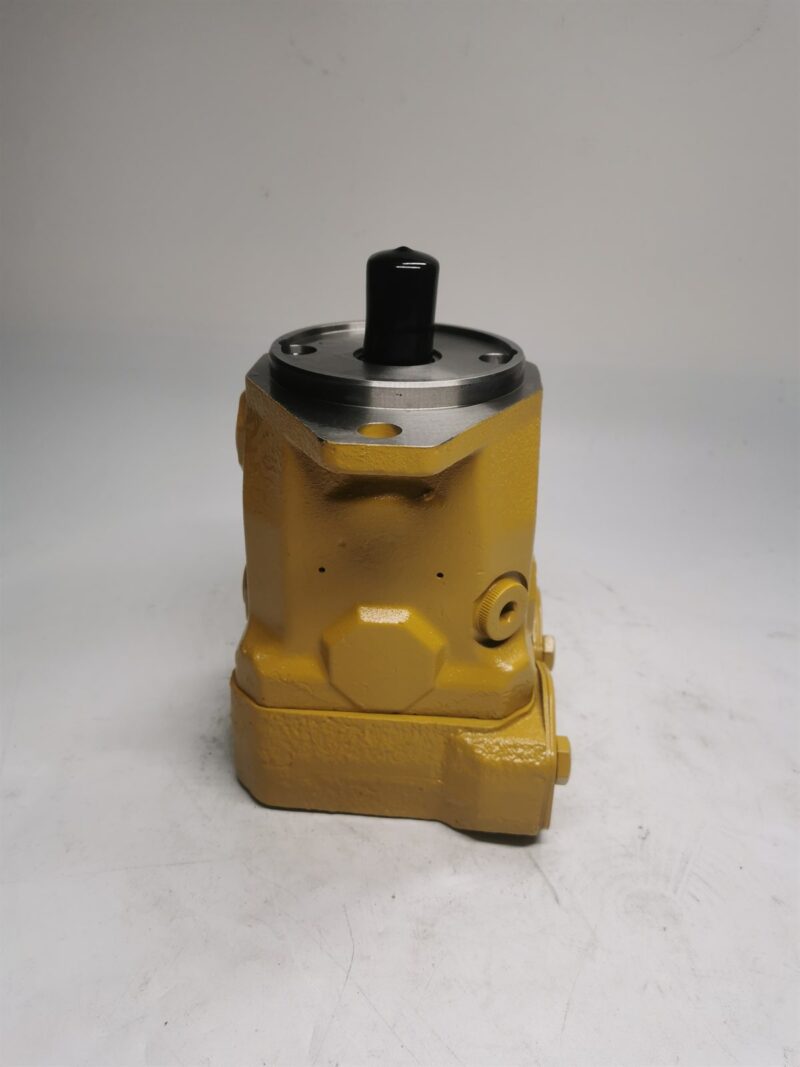 364-0983 suction fan piston motor for CAT 374F and 390F excavator, additional bench view showing port and mounting face