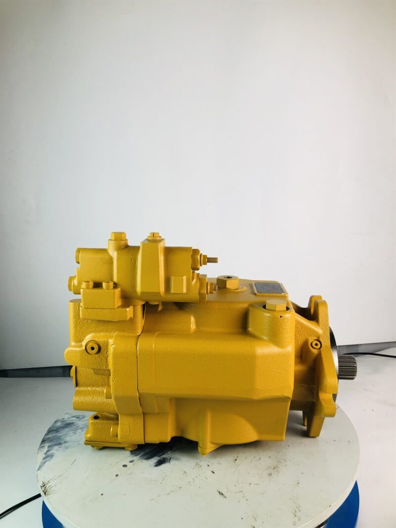 9T-8346 implement piston pump for CAT D8N and D8R track-type tractors, bench view 4