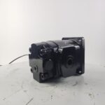 Side profile of 400702-00084 hydraulic fan motor showing port connections for Doosan DX490 DX530