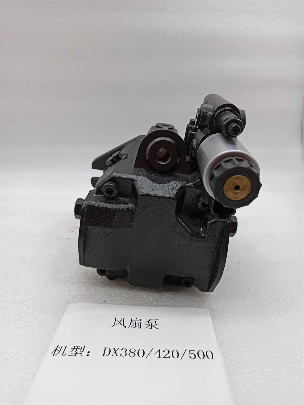 A10VSO18 type variable displacement fan pump for Doosan DX380 DX420 DX500, control side with solenoid and regulator