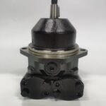 12736393 hydraulic fan motor for Volvo G900 G900B G900C motor graders, bench view 3