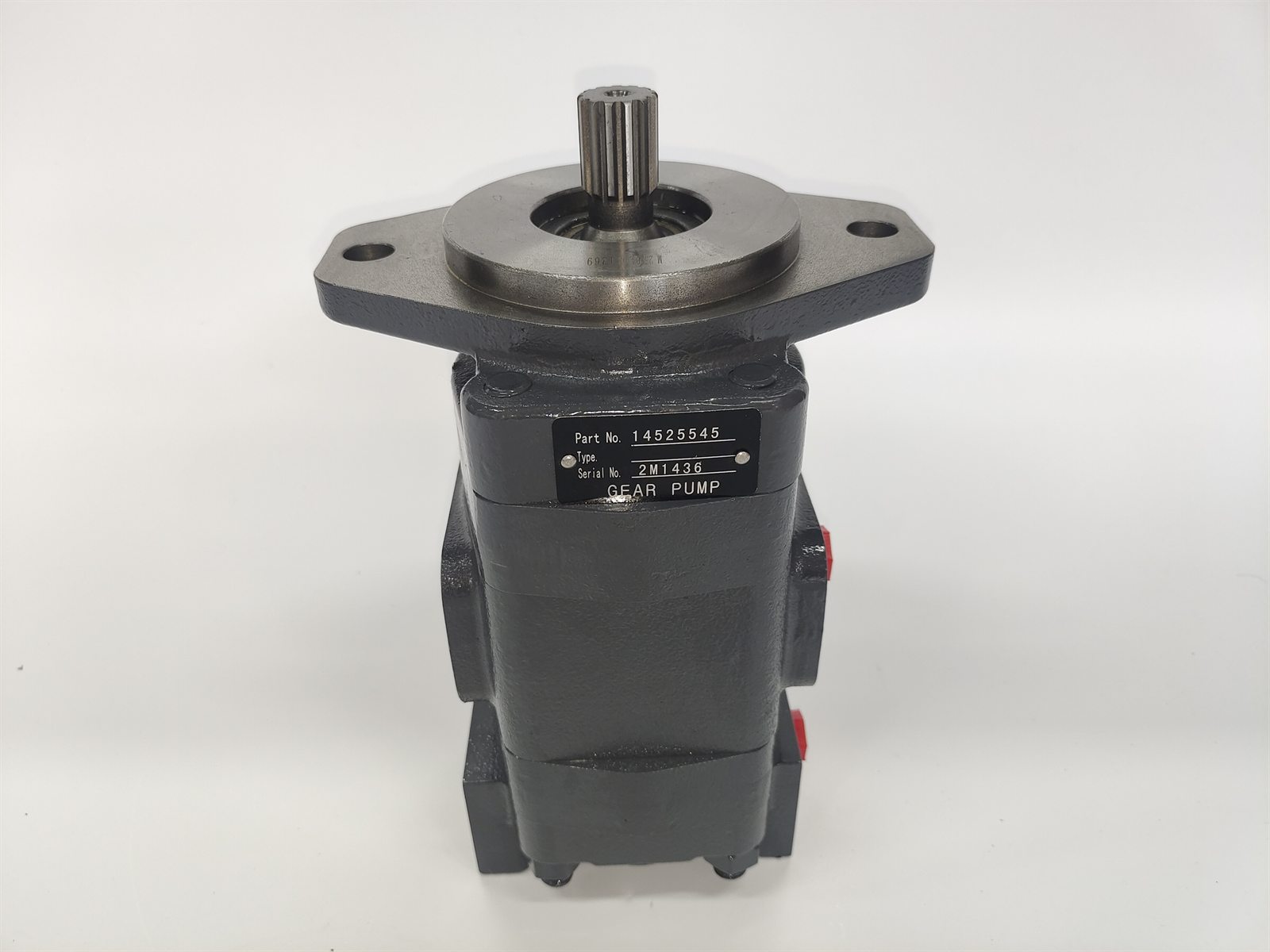 14525545 double gear fan pump for Volvo EC330B EC360B excavators, bench view 1