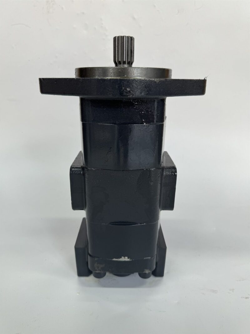 14639118 hydraulic fan pump for Volvo EC220D EC220E EC235D excavators, bench view 2