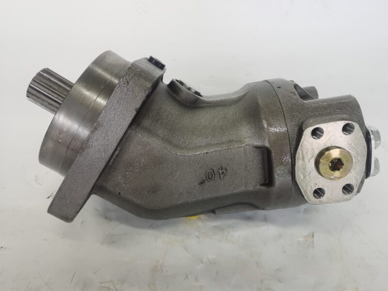 14673696 hydraulic fan motor for Volvo EC950E excavator, bench view 1